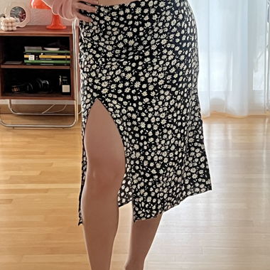 Jupe midi vintage fleurie avec fente
