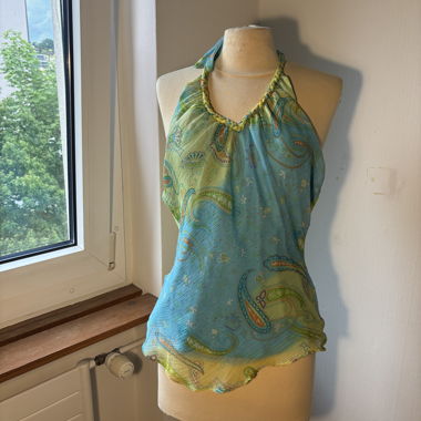 Bunte Neckholder-Bluse