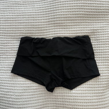 Black baby shorts with pleated waistband