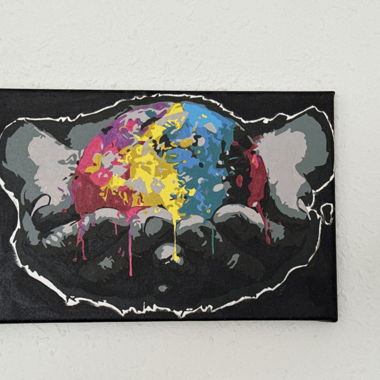 Petit tableau boule dans les mains