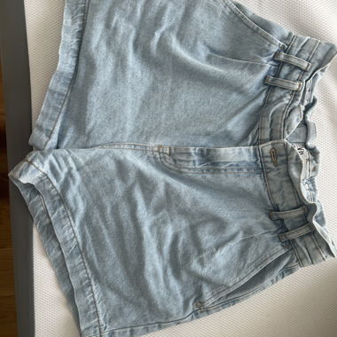 Shorts en jean léger Zara