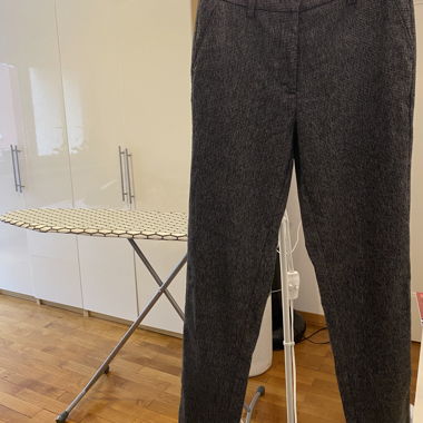 pantalon élégant, taille voir sur la photo.