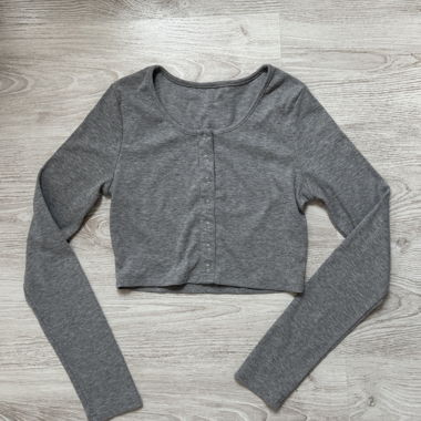 Graues Top