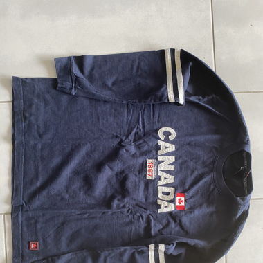 Pull léger CANADA
