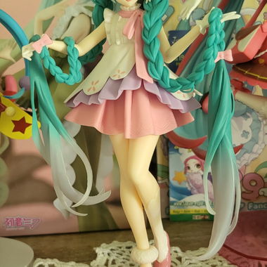 Figure Hatsune Miku Wonderland