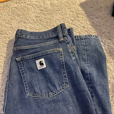 carhartt jeans