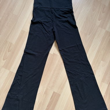 Leggings premaman neri con svasatura