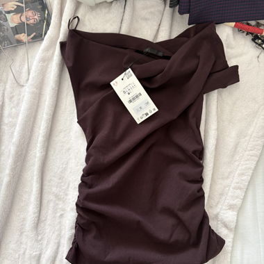 Top bordeaux arricciato