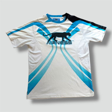 Vintage Airness streetwear t-shirt in white