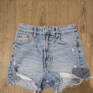 Kurze Jeans