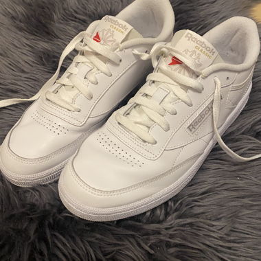 Reebok Sneakers