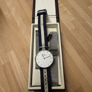 Armbanduhr 