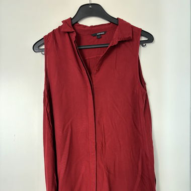 Rote Bluse