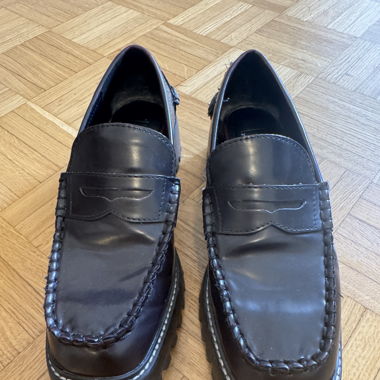 Loafers 