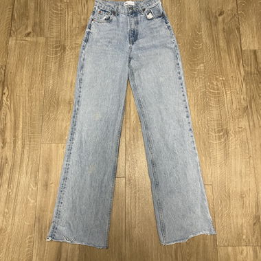 Jeans Zara dalla gamba ampia