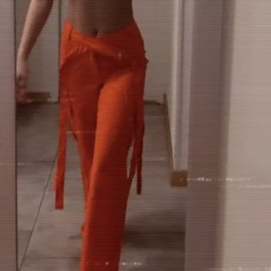 Orange Cargo-Hose