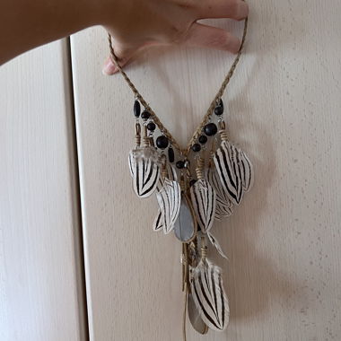 Collier avec pierre véritable