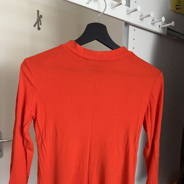 Haut orange Caroll
