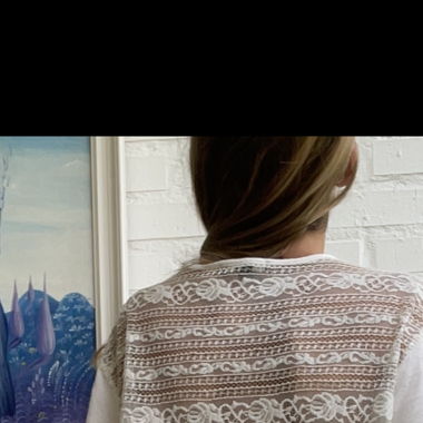 White shirt with lace back. Forever21
