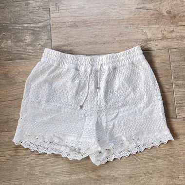 Kurze Hose weiss mit Muster
