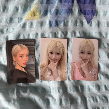 Kpop iz*one photocards/pc (set or individual)