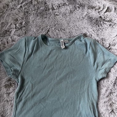 Babyblaues Top