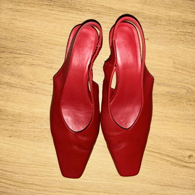 Red leather shoes / size 39