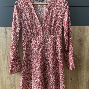 Robe courte fleurie rouge