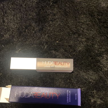 Huda neu