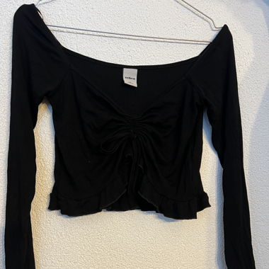 Div. Oberteile / 1 kurze Hose / Gr. M