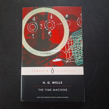The time machine -livre en anglais 
