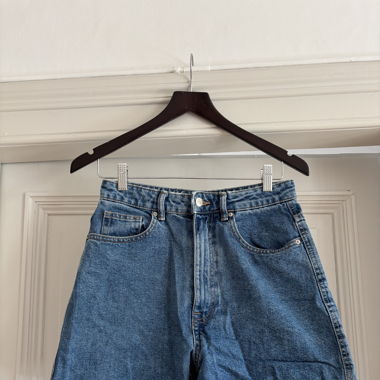 Schöne Jeans Shorts mit weitem Bein 