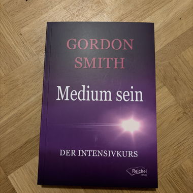 Livre «Être médium – Le cours intensif»