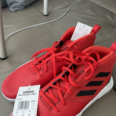 adidas schuhe NEU