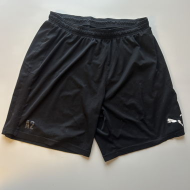 Schwarze Puma Sportshorts Grösse L