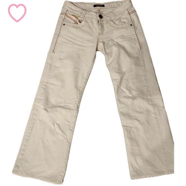 Low waist jeans
