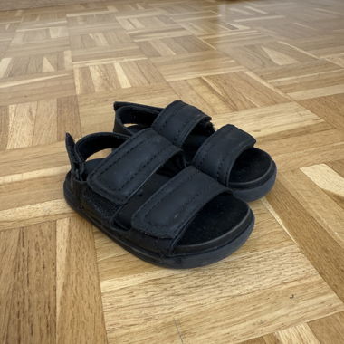 Sandales enfant