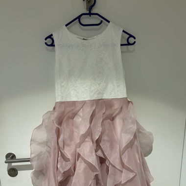 Zauberhaftes Mädchenfestkleid
