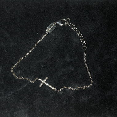 Bracciale croce in argento con pietra preziosa