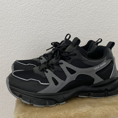 Steve-Madden-Sneaker