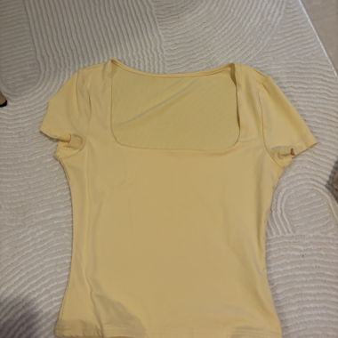 Yellow short-sleeve top