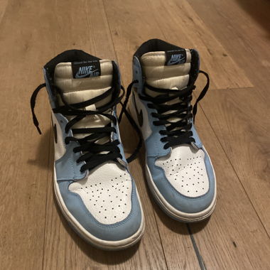 Air Jordan 1