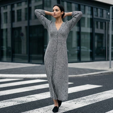 Midi-Kleid mit Blumenmuster