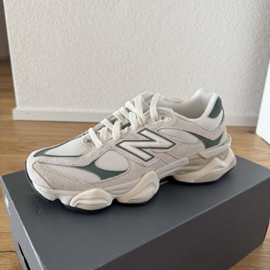 Scarpe New Balance U9060 Gr. 39,5