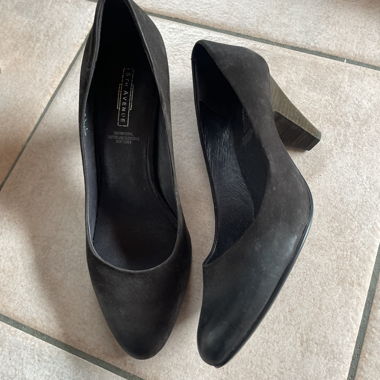Escarpin élégant noir cuir