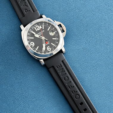 Armbanduhr Pan**ai Luminor GMT