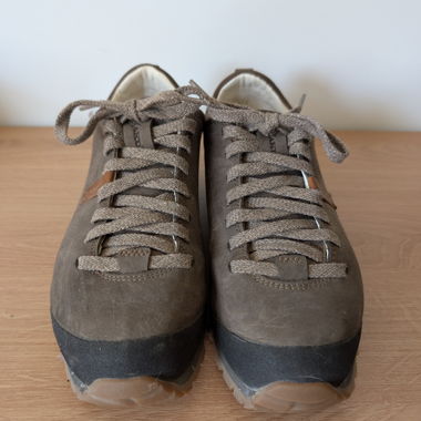 Scarpe AKU marroni in pelle nabuk