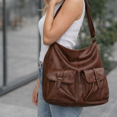 Sac en cuir brun avec bandoulière