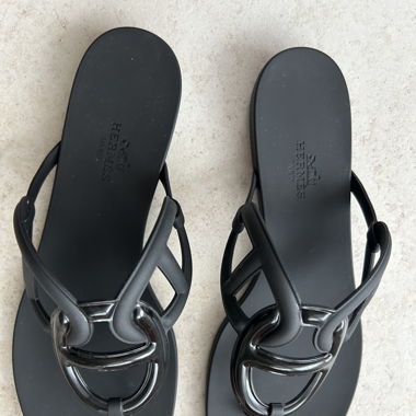 Sandales Hermès neuve 