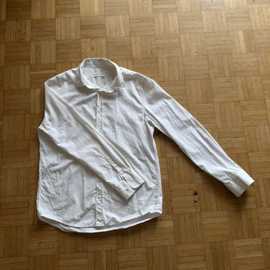 Camicia bianca a maniche lunghe